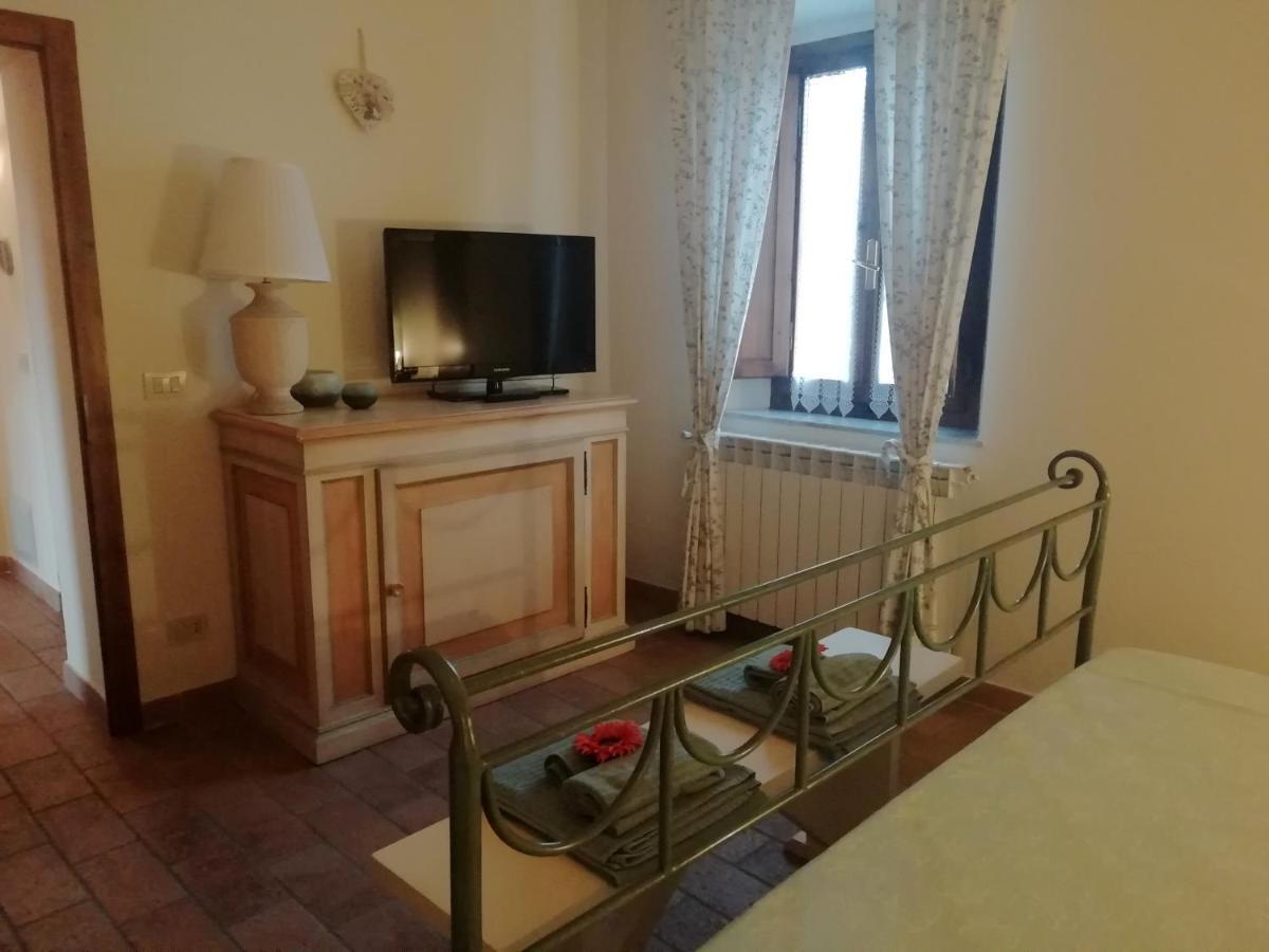 Podere Chiocciola Poggibonsi Bagian luar foto