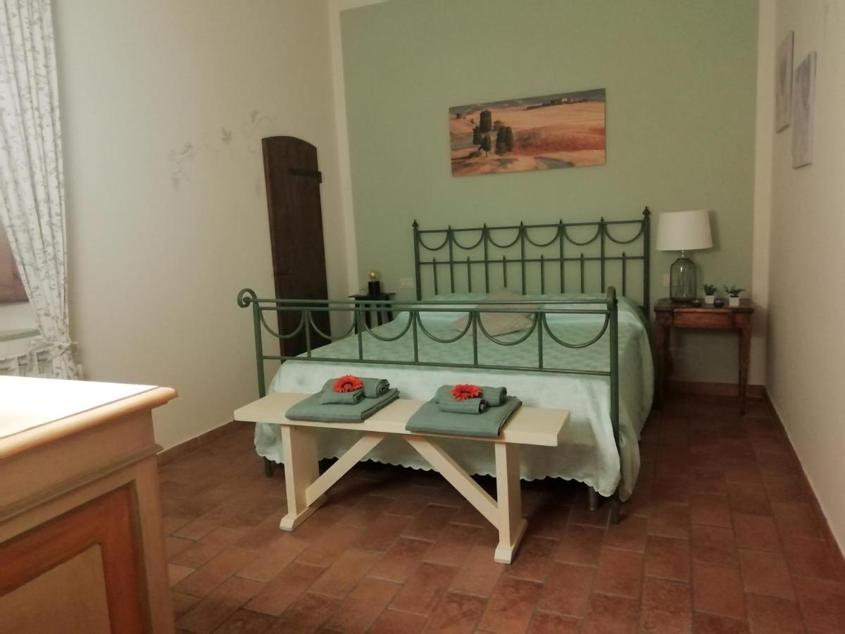 Podere Chiocciola Poggibonsi Bagian luar foto